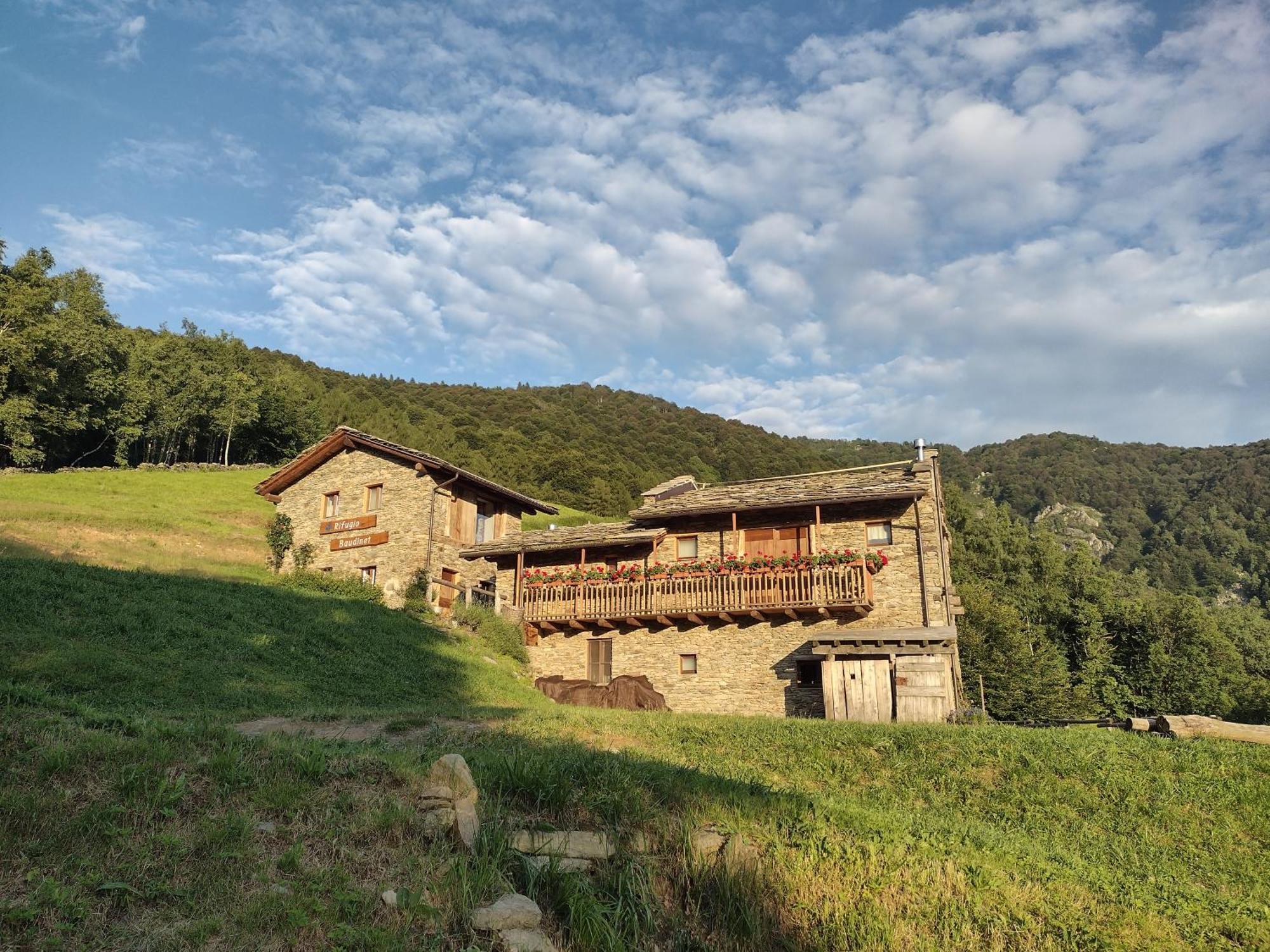 Rifugio Alpino Baudinet - Trek&Relax Bed and Breakfast Chiusa di Pesio Exteriör bild